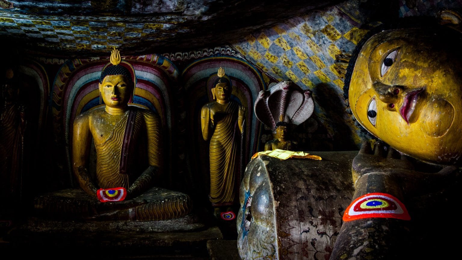 dambulla cave temple