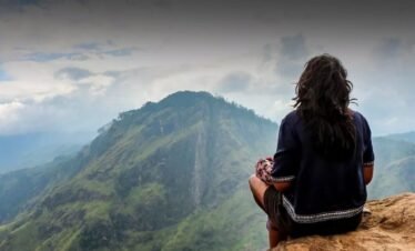 Hill-country views in Ella, Sri Lanka
